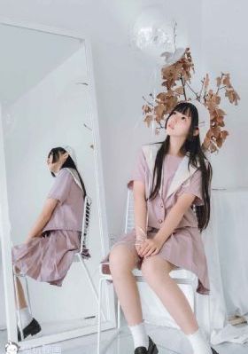 姐姐的朋友来家里做客免费观看_BD在线视频观看